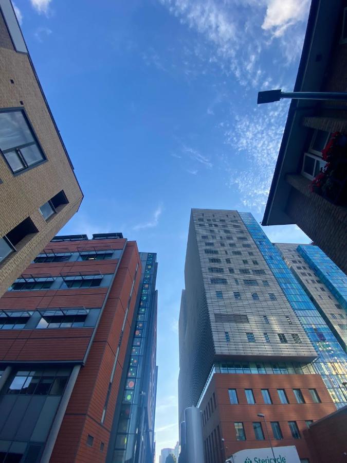 Central London, Jaccuzzi,Newbuild, 2 Bedrooms Two Baths Kültér fotó